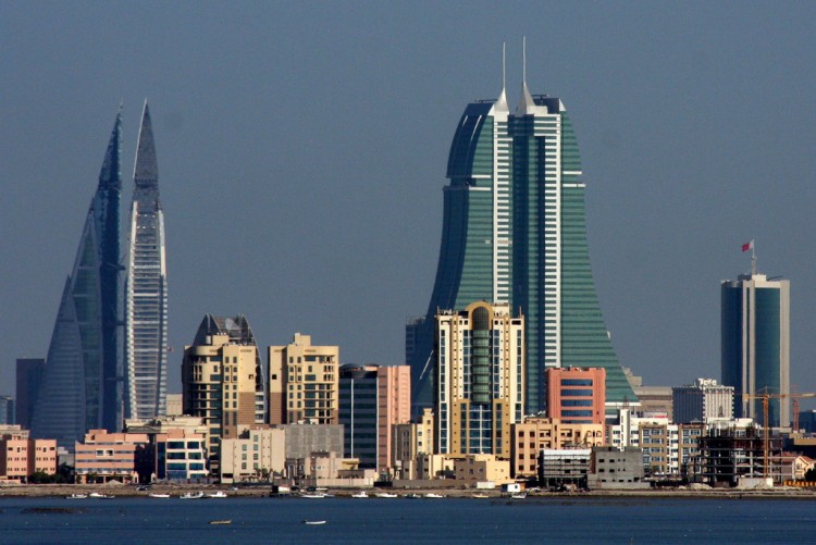 Where To Visit And Stay In Bahrain??