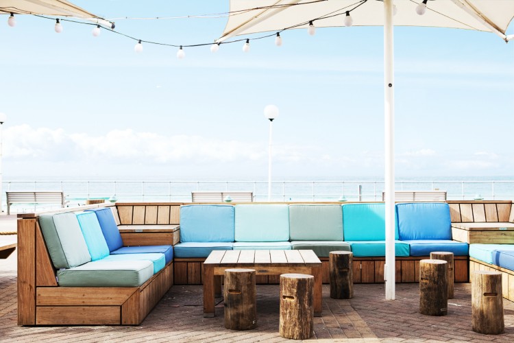 Quality Outdoor Furniture Can Do Wonders For Your Restaurant or Bar