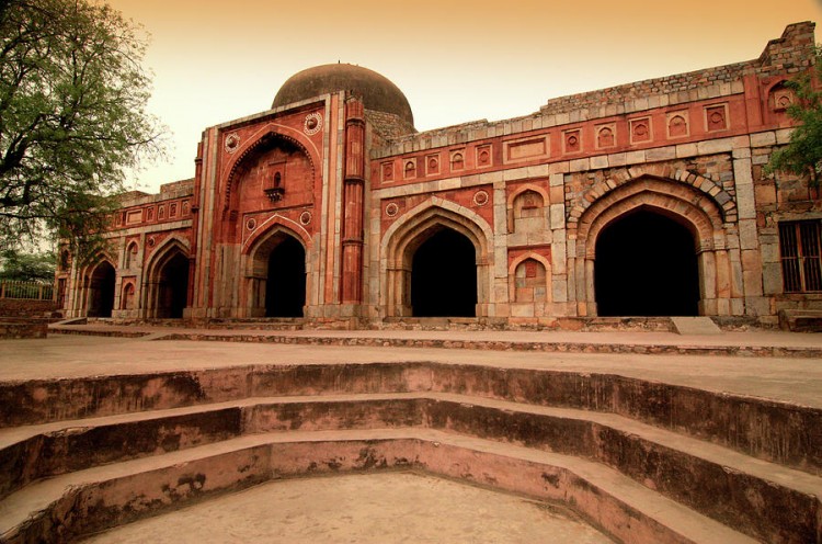 Did You Ever Notice These Monuments In Delhi?