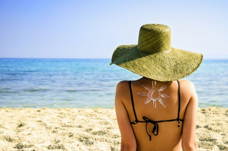 girl-by-the-beach